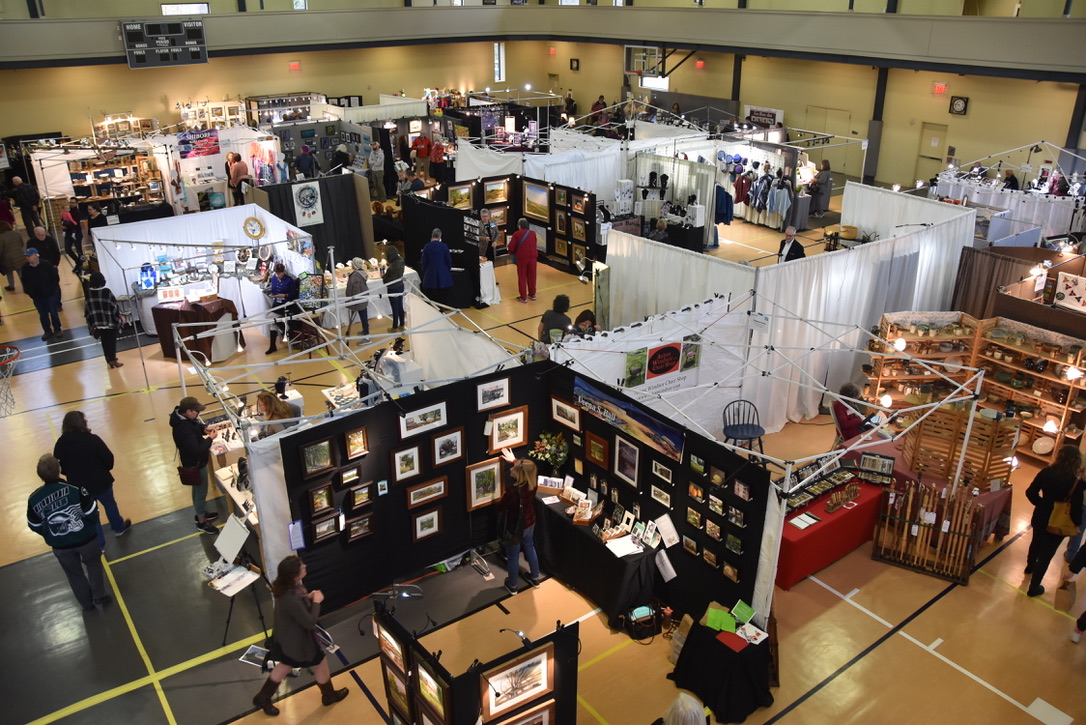 Harrisburg Christmas Craft Show 2025